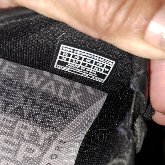 Keen Women's Black Leather Loafers - Picture 4 of 5